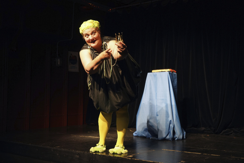 Theater Rotes Zebra, Doris Friedmann, „Die Froschkönigin“