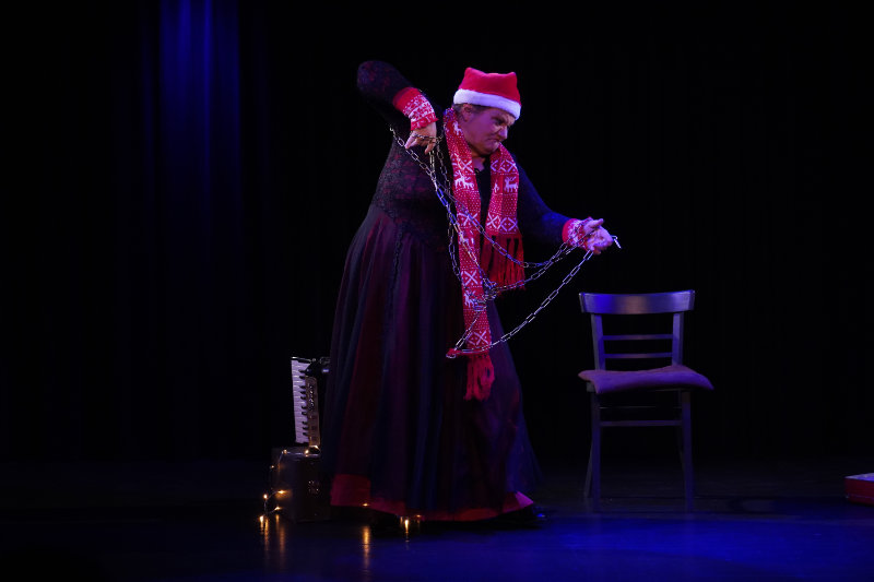 Theater Rotes Zebra, Doris Friedmann, "Stille Weihnacht"